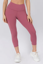 Load image into Gallery viewer, Buttery Soft Capri Activewear Leggings