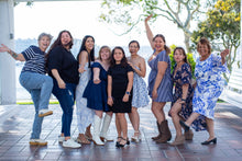 Load image into Gallery viewer, Extended Family Photo Sessions