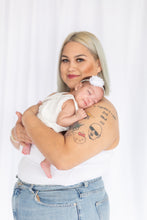 Load image into Gallery viewer, Mama and Me Mini Session