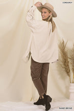 Load image into Gallery viewer, OVERSIZED CORDUROY BUTTON FRONT SHACKET
