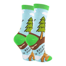 Load image into Gallery viewer, Womens Crew Socks - Believe
