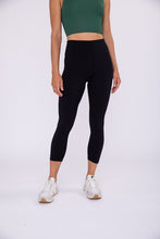 Load image into Gallery viewer, BRONZE - Manhattan Ultra Form Fit Leggings
