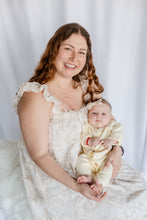 Load image into Gallery viewer, Mama and Me Mini Session
