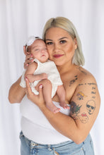 Load image into Gallery viewer, Mama and Me Mini Session
