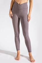 Load image into Gallery viewer, PLUS SIZE V WAIST FULL LENGTH LEGGINGS
