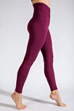 Load image into Gallery viewer, V WAIST FULL LENGTH LEGGINGS
