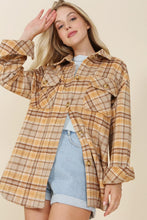 Load image into Gallery viewer, Plaid shacket with pockets
