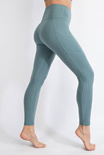 Load image into Gallery viewer, PLUS SIZE SEAMLESS FULL LENGTH LEGGINGS
