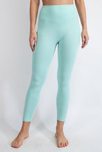 Load image into Gallery viewer, PLUS SIZE SEAMLESS FULL LENGTH LEGGINGS
